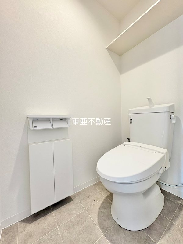 トイレ　モデル写真