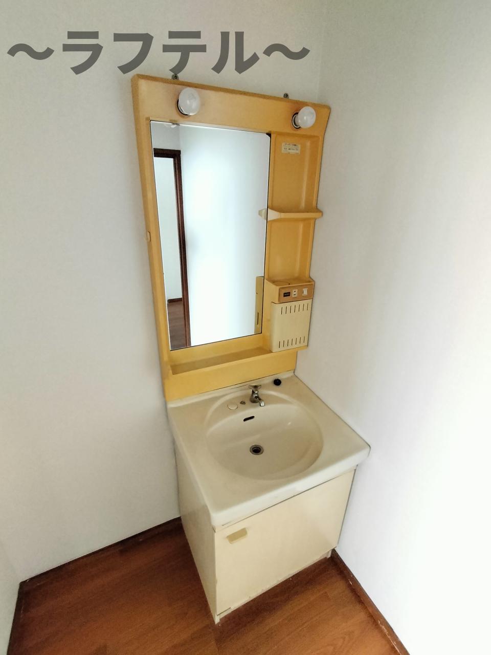 洗面設備　別部屋イメージ写真