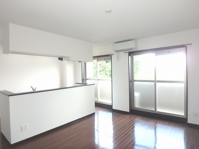 居室・リビング　広々とした１４．５帖のＬＤＫ