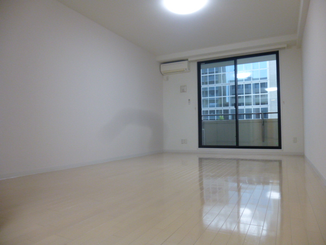 居室・リビング　モデル