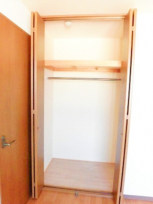 収納　衣類の収納に便利なクローゼットです♪