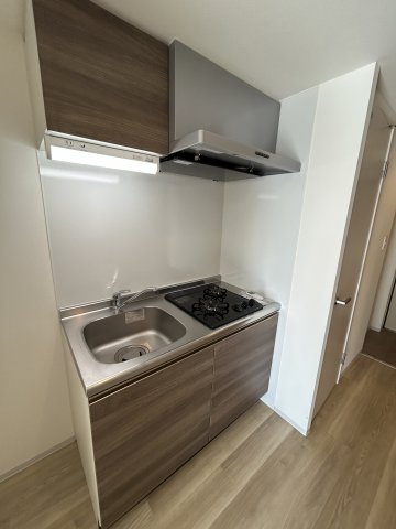 キッチン　コンパクトなキッチンで掃除もラクラク