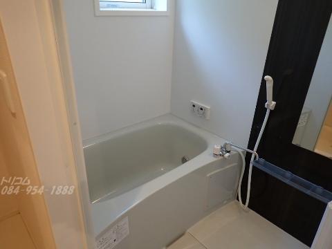 バス・シャワールーム　バス（イメージ）