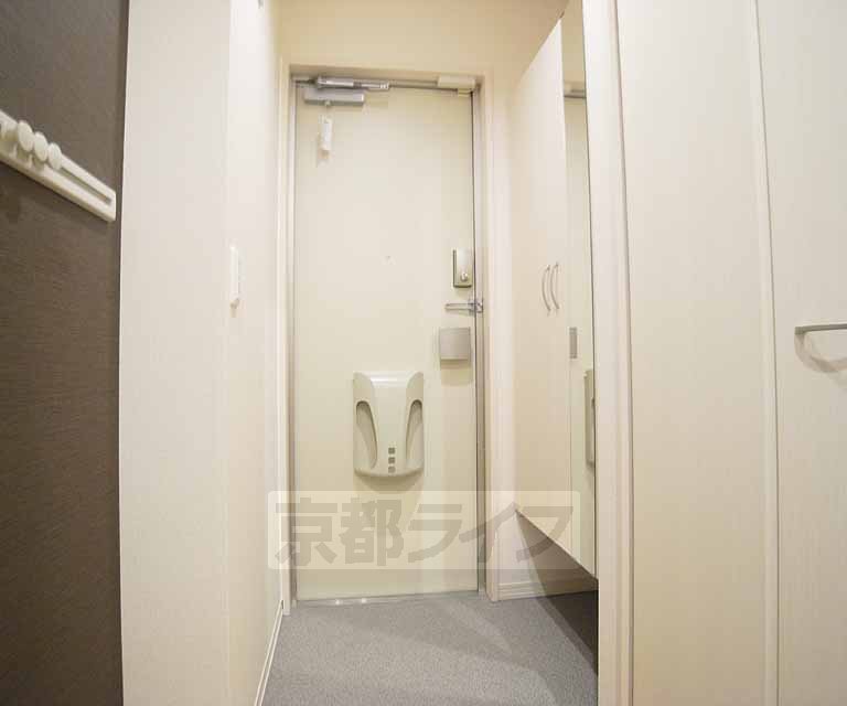 玄関　玄関です。