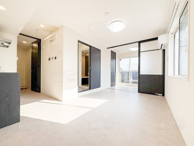 居室・リビング　明るいリビングです☆