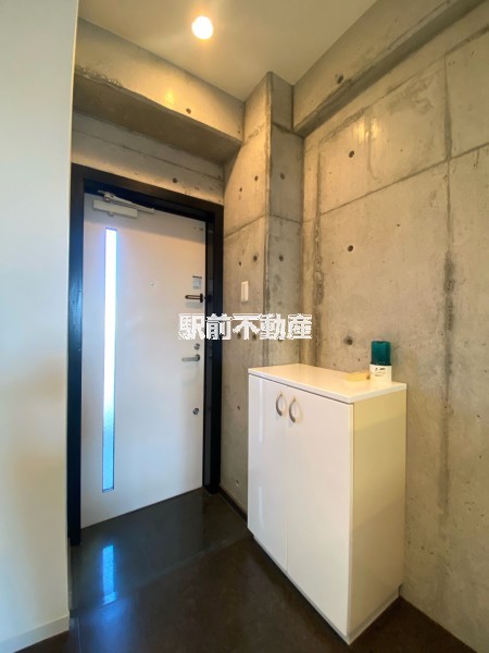 玄関　別部屋写真流用