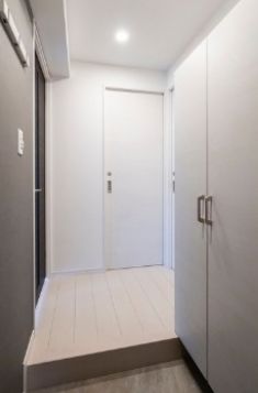 玄関　落ち着いた玄関です