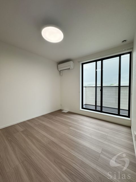 居室・リビング　同仕様