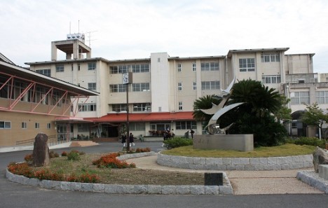 中学校　桜が丘中学（中学校）まで874m