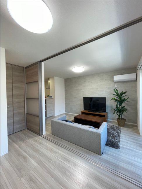 居室・リビング　インテリアイメージ画像　家具などは付いていません