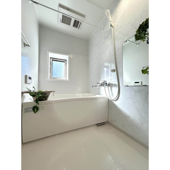 バス・シャワールーム　※画像は家具設置イメージです。実際に家具は付きません。