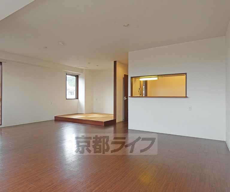 居室・リビング　広々としたリビングです。