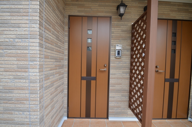 エントランス　玄関前