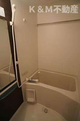 バス・シャワールーム　日々の疲れを癒すお風呂付です