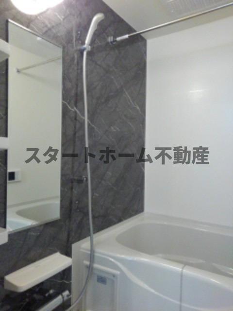 バス・シャワールーム　きれいなお風呂です