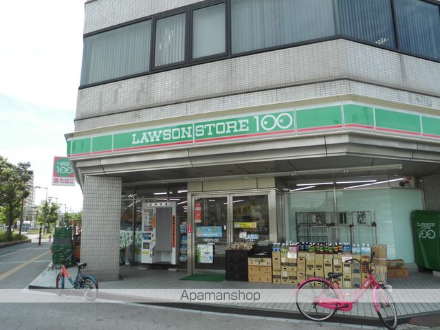 コンビニ　ローソンストア１００（コンビニ）まで312m