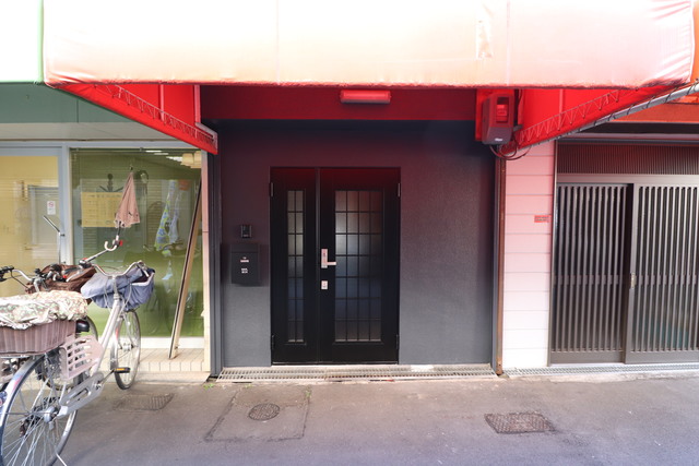 エントランス　入り口