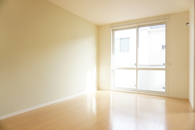 居室・リビング　南向きのＬＤＫです☆※同タイプ参考写真