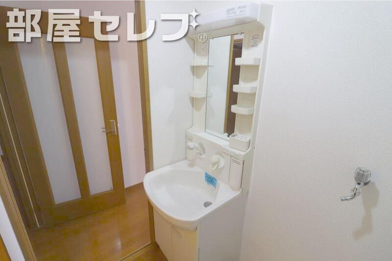 洗面設備　他号室の写真です。