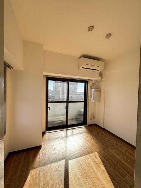 居室・リビング　洋室５．６畳