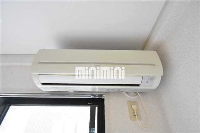 その他設備　暑い夏も寒い冬もエアコンで快適に過ごせます