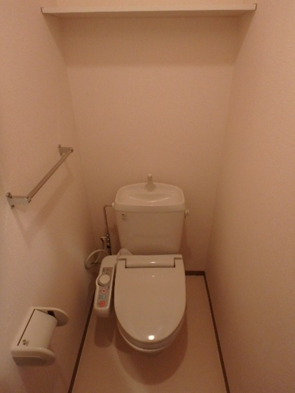 トイレ　図面と現状に相違がある場合には現状を優先