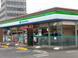 コンビニ　ファミリーマート倉敷老松五丁目店（コンビニ）まで366m