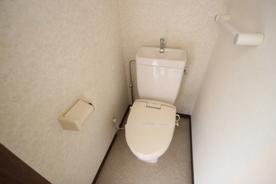 トイレ　※別部屋の写真です