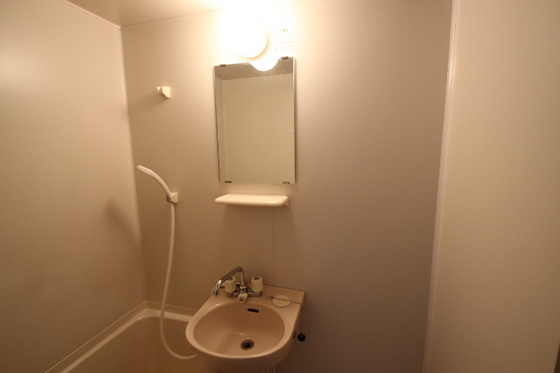 洗面設備　※別部屋の写真です