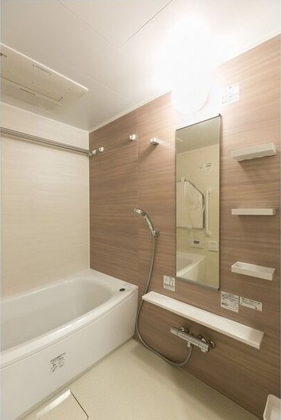 バス・シャワールーム