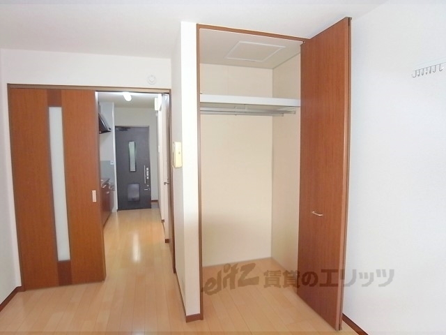 収納　大きなサイズの収納です。