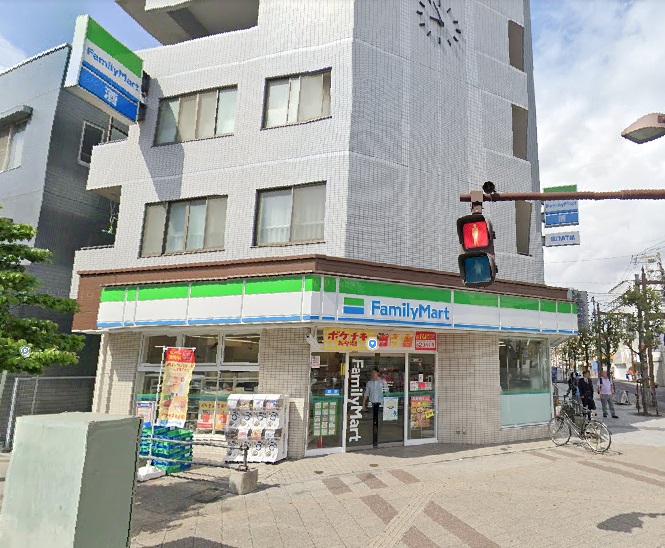 コンビニ　ファミリーマート わらび西口店（コンビニ）まで88m
