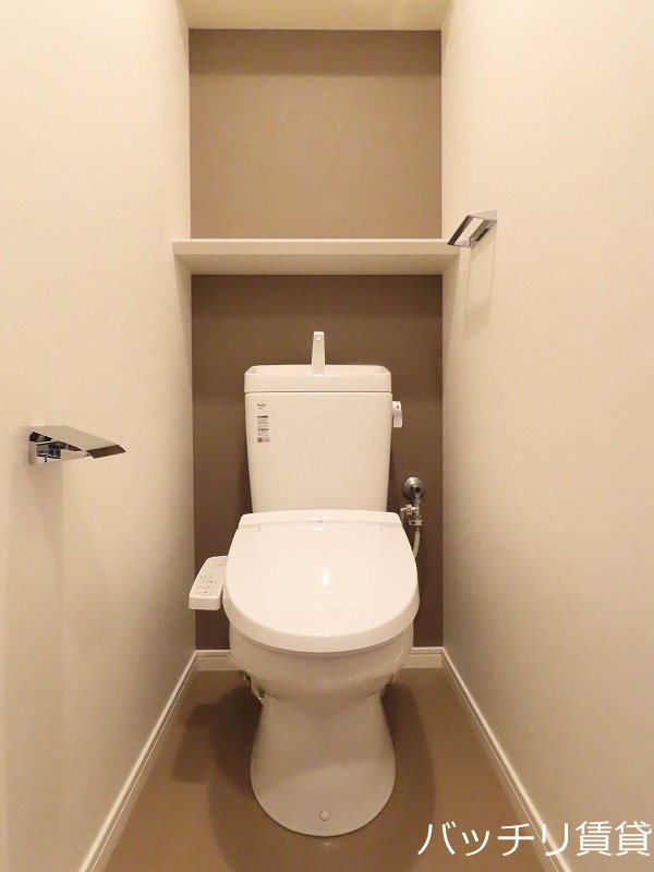 トイレ　同型タイプの為、現状優先