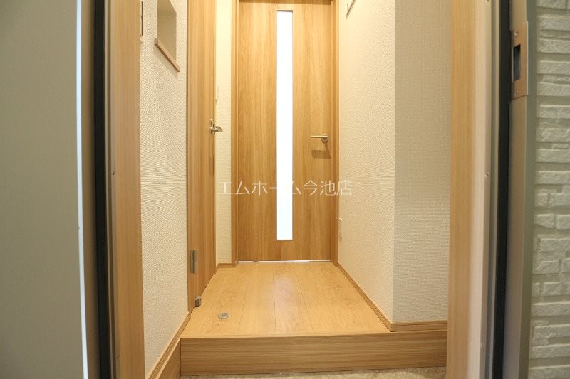 玄関　玄関（シューズボックス付）