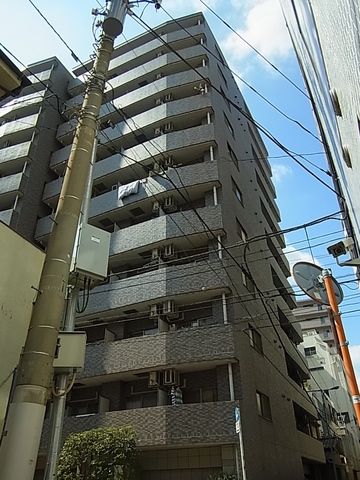 建物外観　★総タイル貼りの重厚感ある外観★