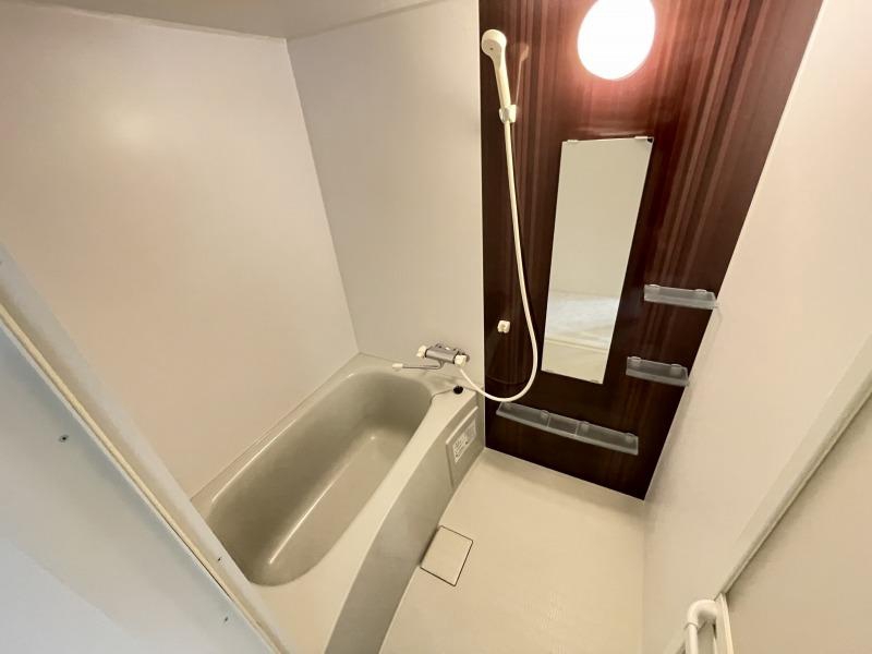 バス・シャワールーム　浴室