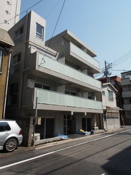 建物外観　外観は落ち着いています