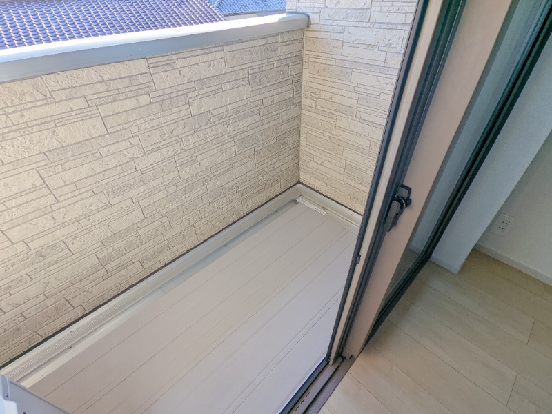 バルコニー　図面と現状に相違がある場合には現状を優先