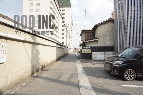 その他　前面道路（その他）まで10m