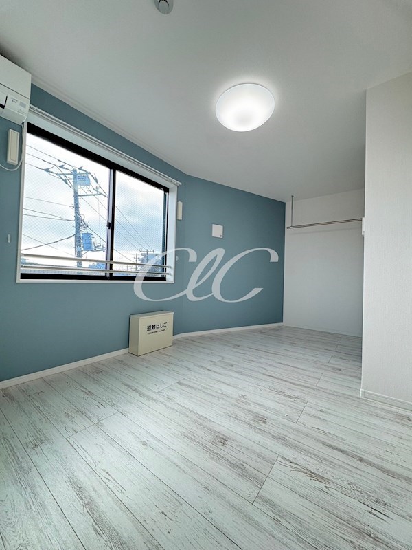 居室・リビング　別号室写真