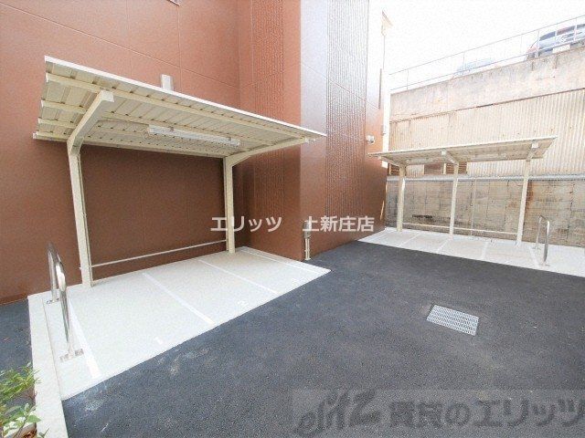 駐車場　駐輪場