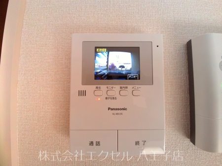 その他設備　TVモニターホンで来訪者の確認ができます
