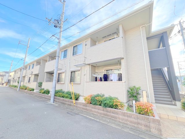 建物外観　綺麗な外観の素敵なお部屋があなたを待っています。