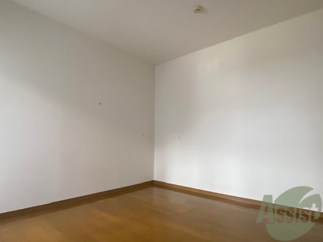 その他部屋・スペース　別な角度からのお部屋です。こちらにベッドを置いても快適ですね