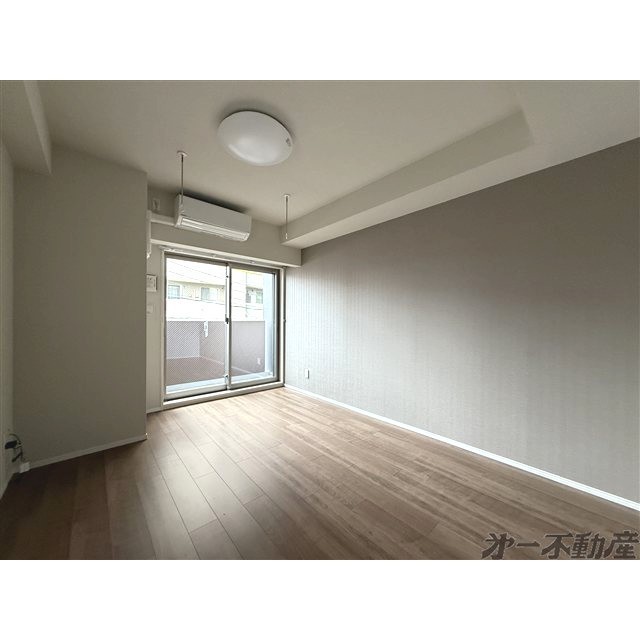 建物外観　洋室