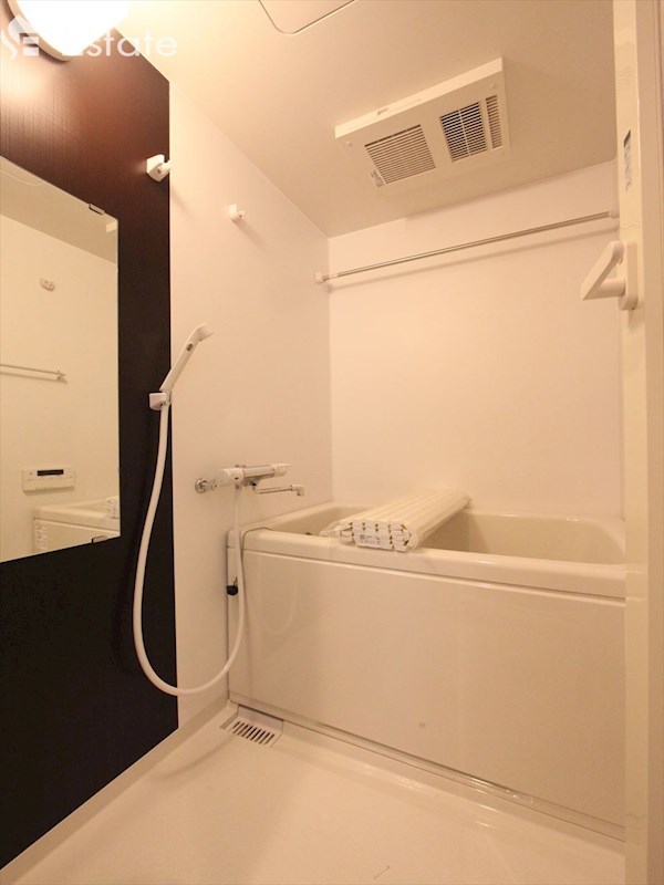 バス・シャワールーム　バスルーム