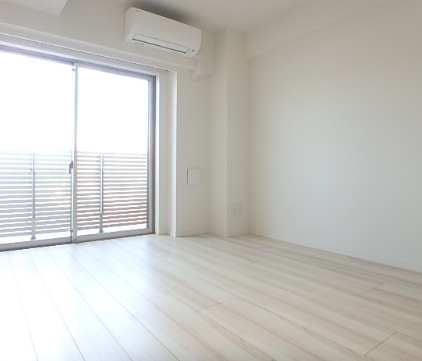 居室・リビング　☆明るいリビング☆