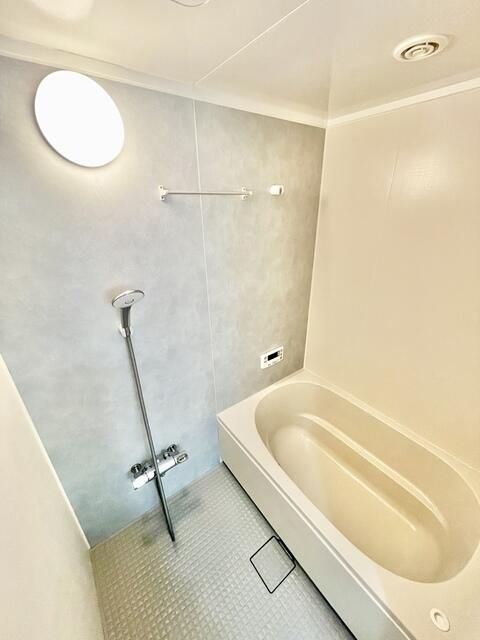 バス・シャワールーム　お風呂です