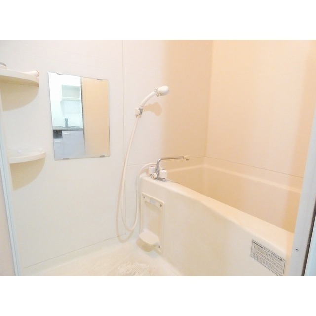 バス・シャワールーム　※別号室の写真