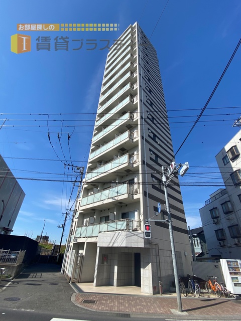 建物外観　友達に自慢したくなる設備を兼ね備えたマンションですよ。